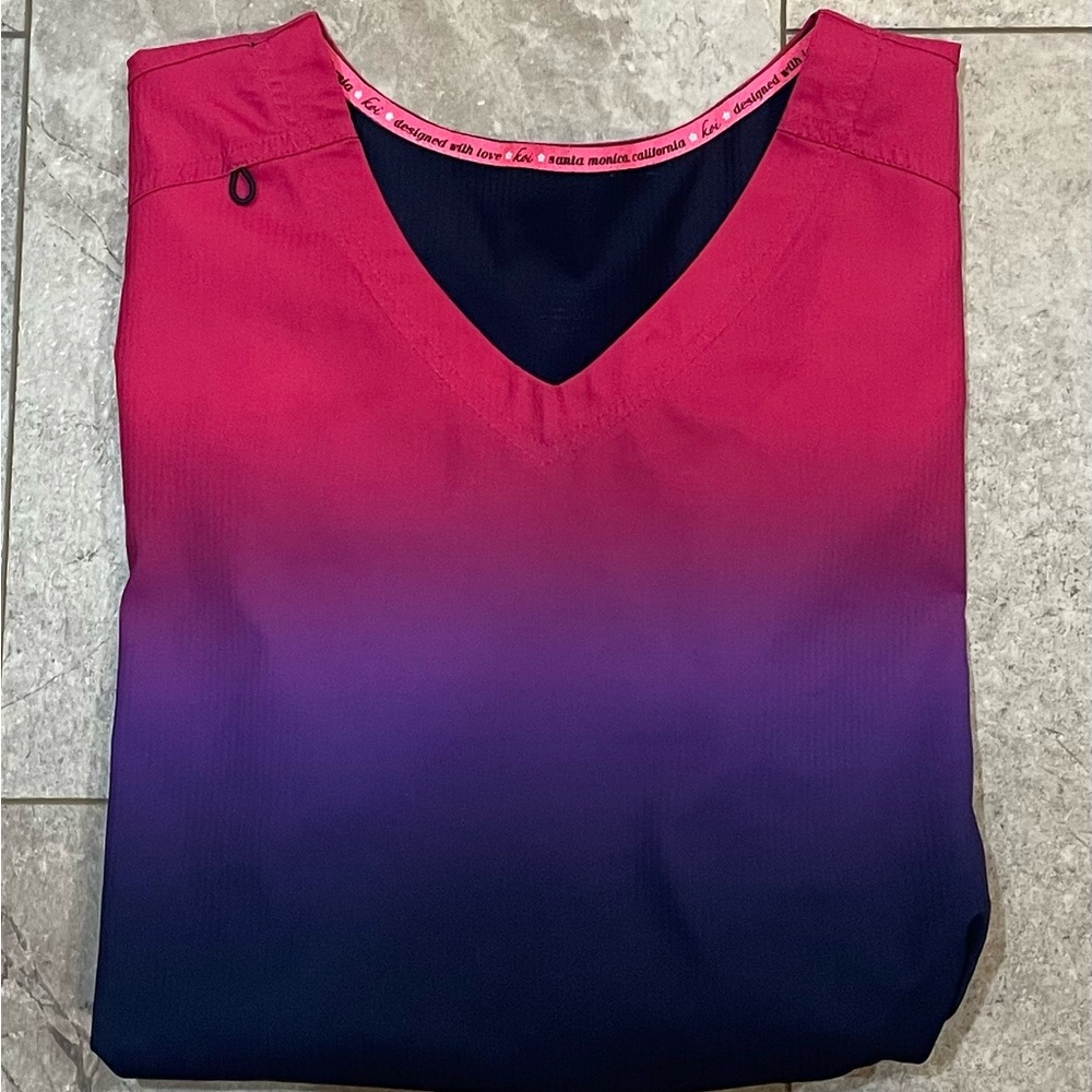 XL Koi scrub top